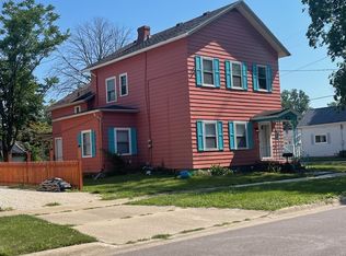 612 E Taylor St, Bloomington, IL