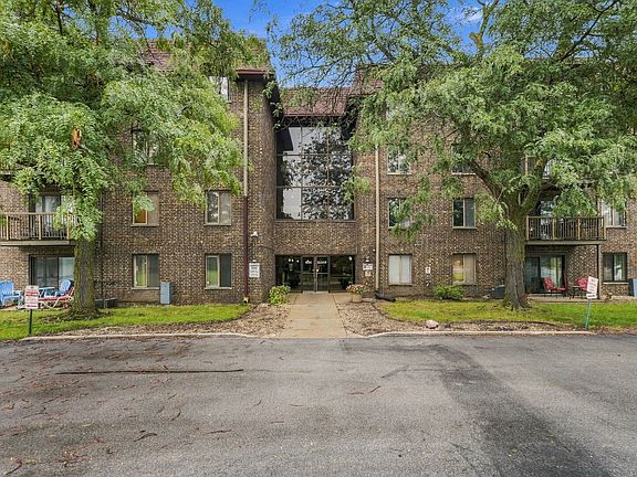 2nd image of 820 Elder Rd APT 202