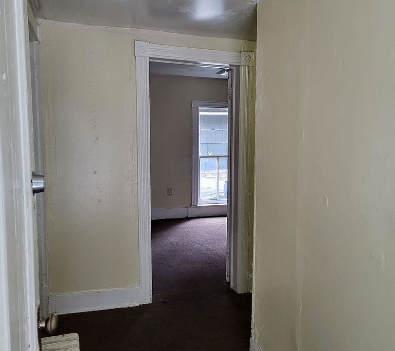 1st image of 215 South Ave #B