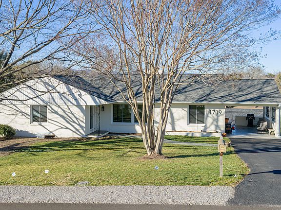 2nd image of 1719 Blair Rd SW