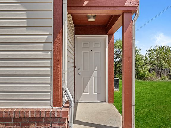 3rd image of 5747 Eden Village Dr