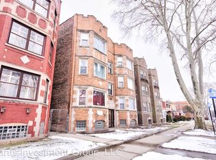 8137 S Kingston Ave APT 1, Chicago, IL 60617
