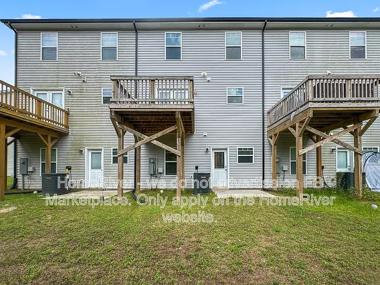 302 Beaumont Cir — Photo 18