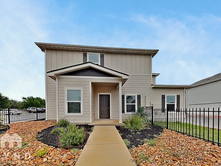 6104 Underwood Way — Photo 1