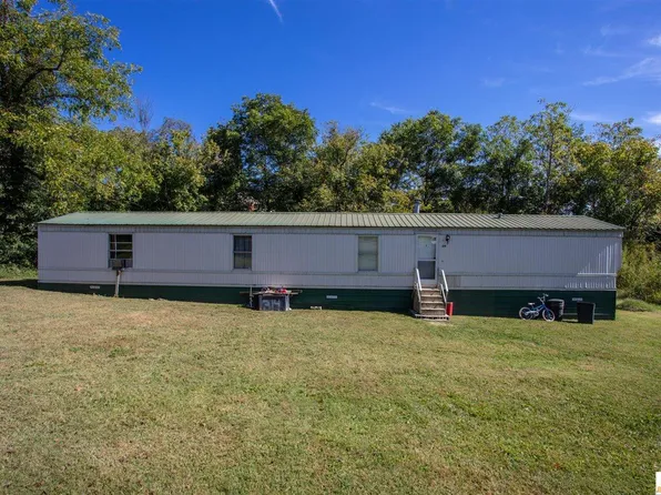 314 Oakland St, Burkesville, KY 42717