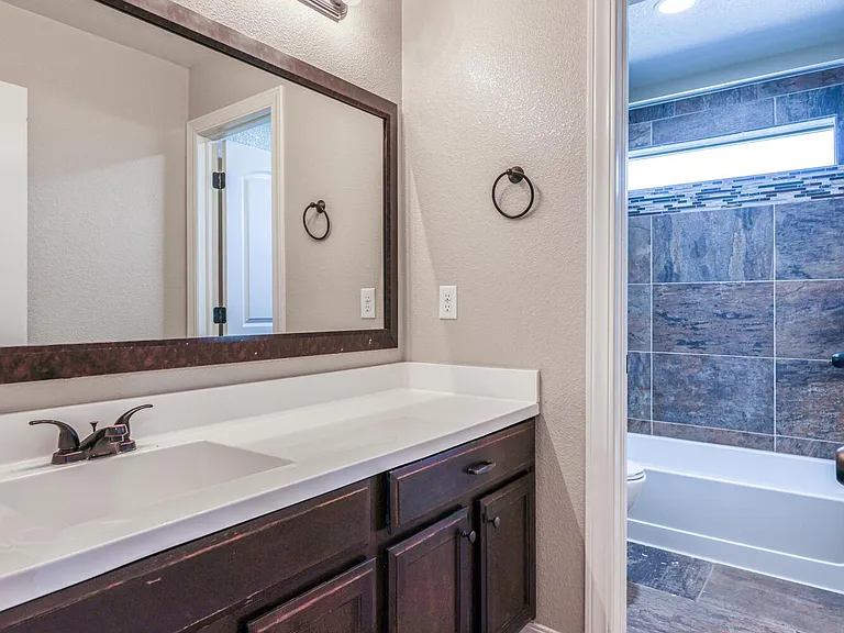 5525 Valley Cedar Dr — Photo 31