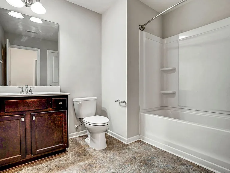 529 Metro Sta — Photo 14