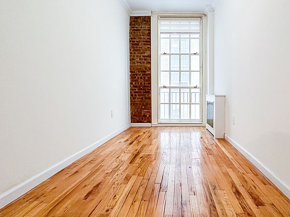2nd image of 516 E 78th St APT 1A