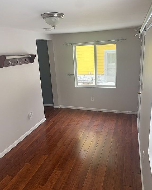 Front room
