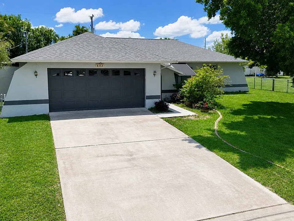 133 NE 23rd Ave