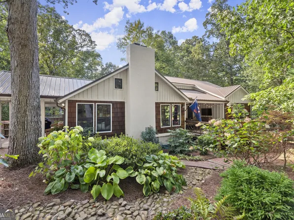 161 Cedar St, Roswell, GA 30075