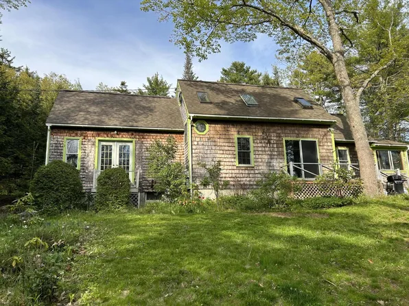 43 Ferry Road, Brooksville, ME 04617
