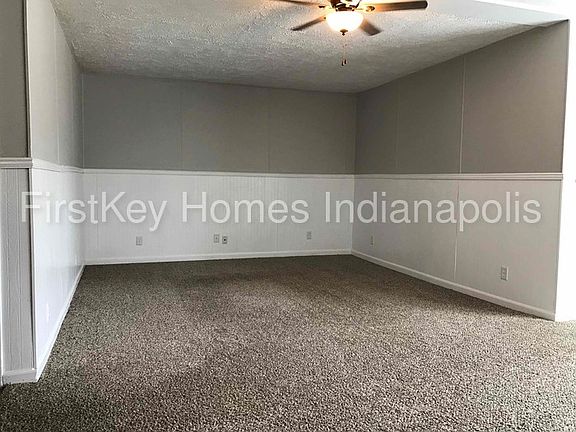 3rd image of 5902 Coppock Dr