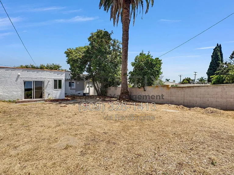1921 Junipero Ave — Photo 29