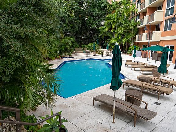 4th image of 2957 S Bayshore Dr #Id1283078p