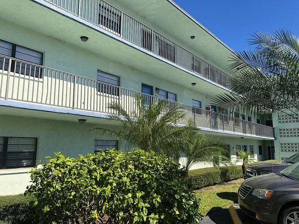 5973 Terrace Park Dr N Unit 208, Saint Petersburg, FL 33709