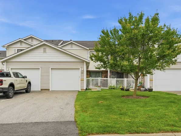 731 Shoreline Cir #731, Schaumburg, IL 60194