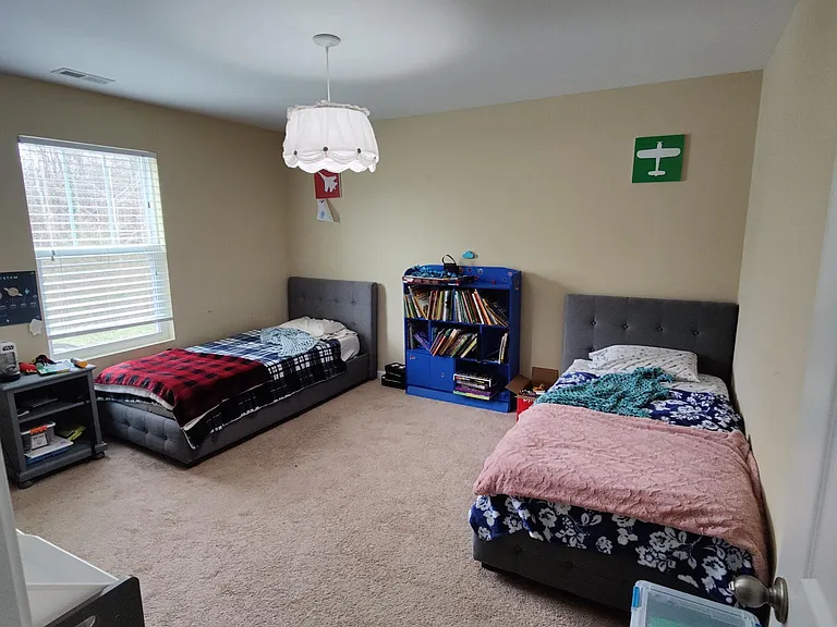 6 White Spruce Ct — Photo 8