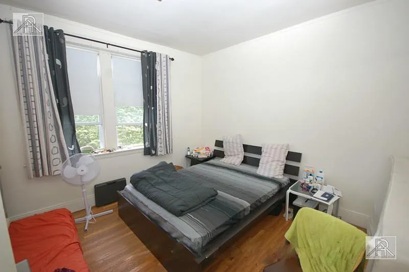 1 bed, 1.0 bath, $2,325 — Photo 1