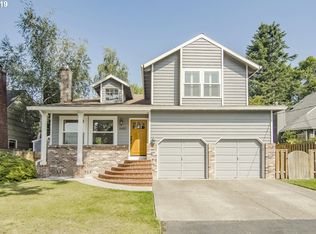 6683 SW Canyon Dr, Portland, OR 97225