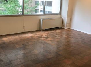 5500 Friendship Blvd APT 924N, Chevy Chase, MD 20815