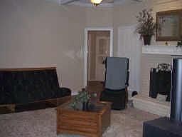 5th image of 704 Hillview Dr