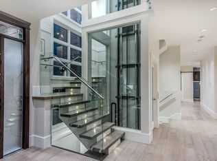 16722 McNair Dr, Surrey, BC