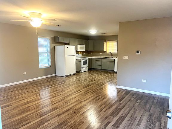 4th image of 517 W Park St