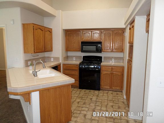 4th image of 2838 S Sheridan Ct