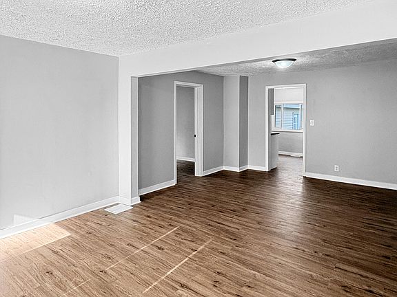5th image of 716 Root St