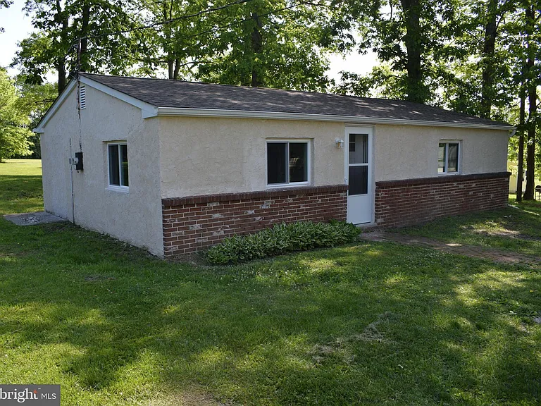 2101 Hill Rd #10 — Photo 2