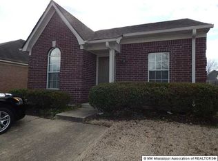 5727 Alexandria Ln, Southaven, MS 38671