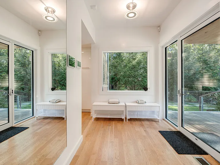 18 Oyster Pond Ln — Photo 11