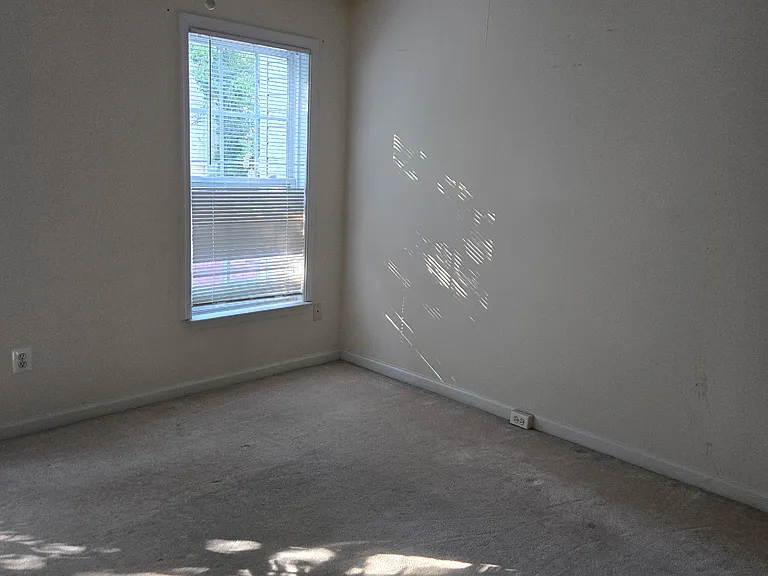 1244 Corbett Pl — Photo 21