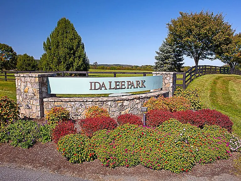 Jefferson Somerset Park — Photo 56