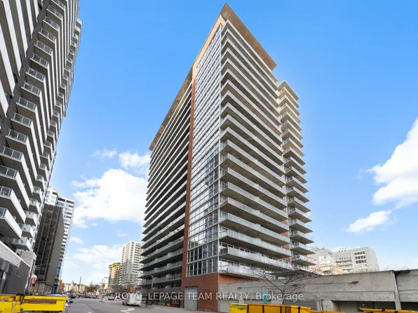 179 George St #1207, Ottawa, ON K1N 1J8