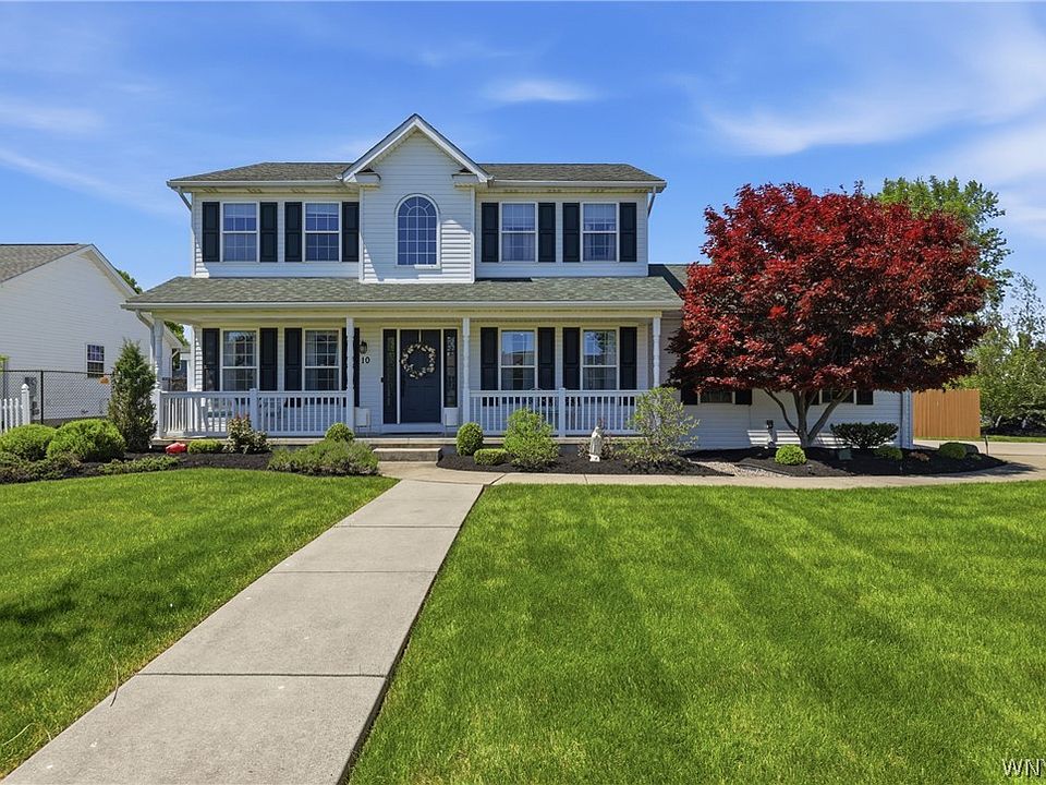 1st image of 10 Island Park Cir
