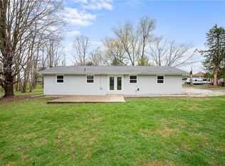 607 S Walnut St, Georgetown, IL