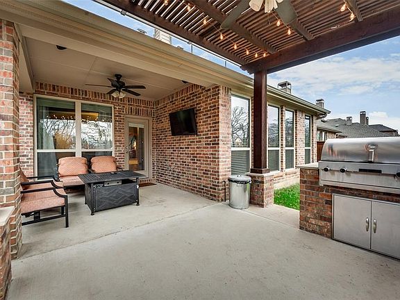 5th image of 931 Kirby Dr