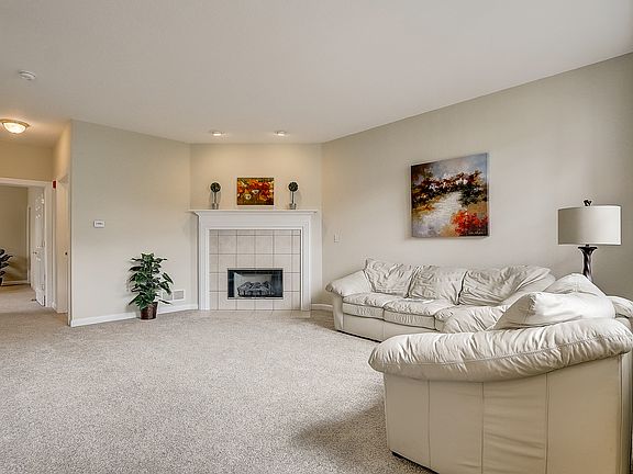 2nd image of 691 W Dekora St #3