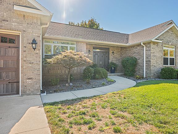 4th image of 513 Winchester Drive