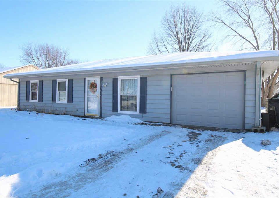 1st image of 3835 Morris Dr