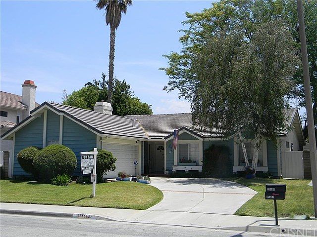 1st image of 25668 Maravilla Ct