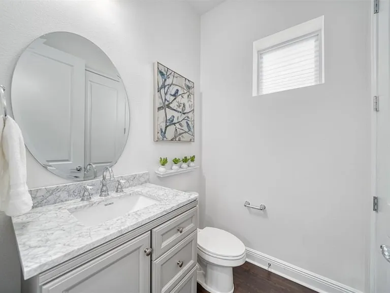 7070 Higgs Aly — Photo 27