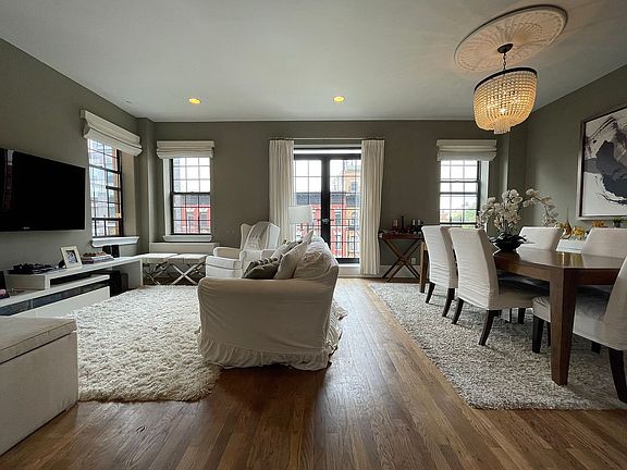 3rd image of 2073 Fredrick Douglass Blvd Unit 5