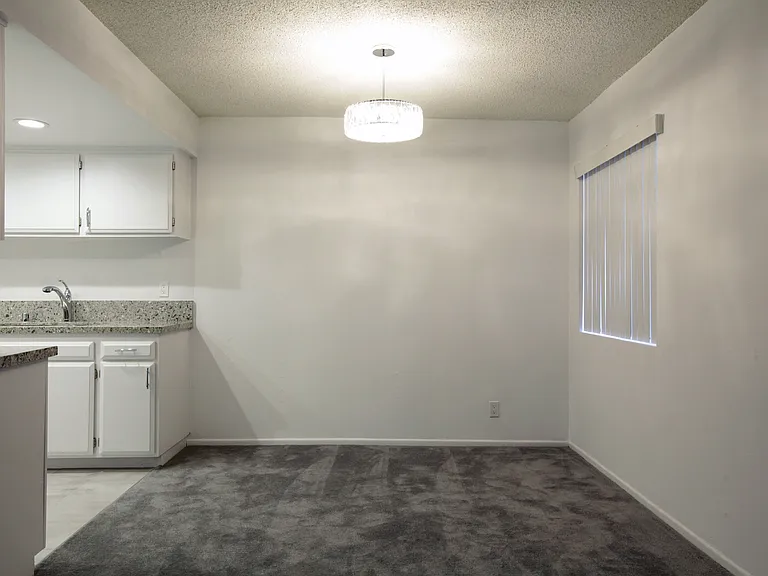 601 Westholme Ave #301 — Photo 6