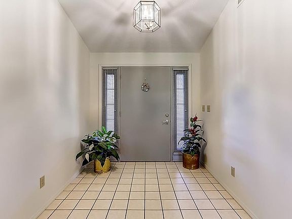 4th image of 3287 Sea Turtle Dr
