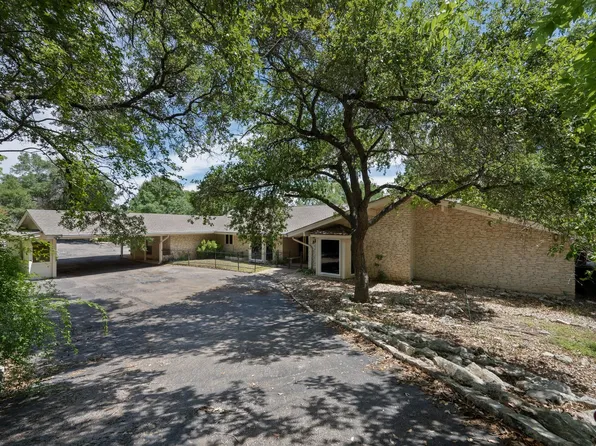818 Sunfish St, Lakeway, TX 78734