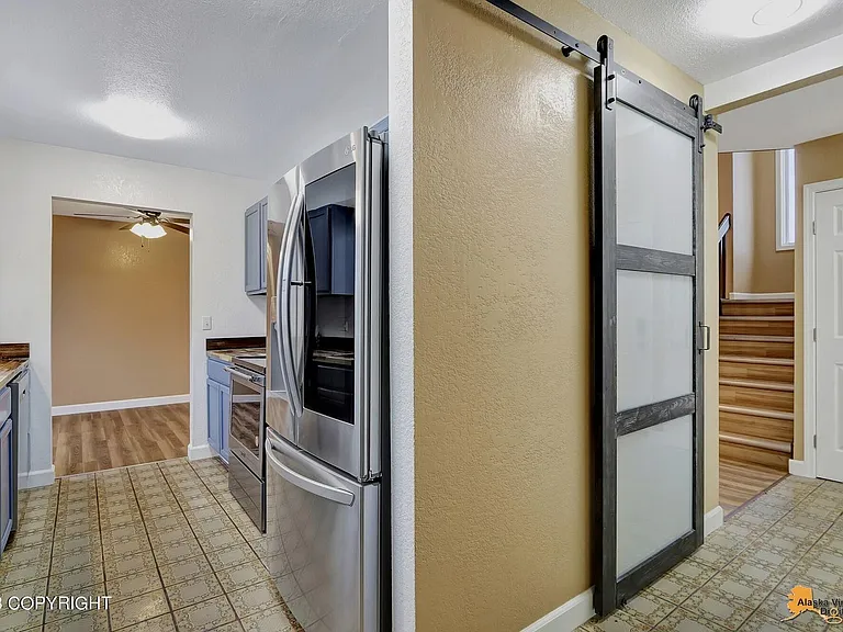 2905 Turnagain St — Photo 20