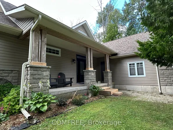 38 Bell Dr, Northern Bruce Peninsula, ON N0H 2T0